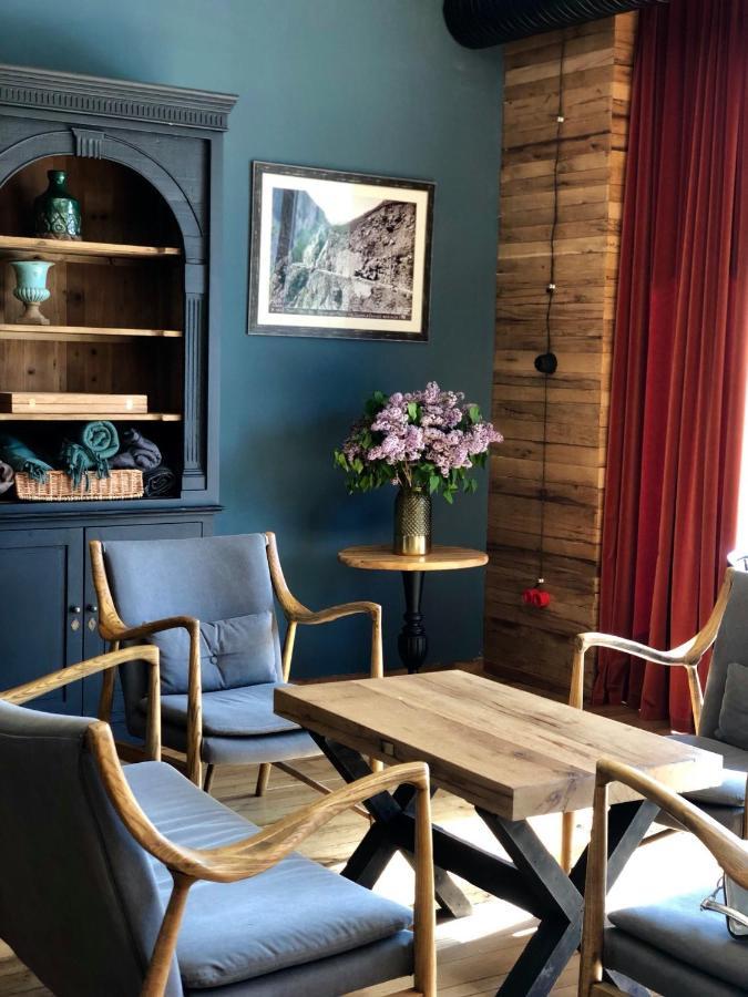 Hotel Stancia Kazbegi - City Center Kültér fotó
